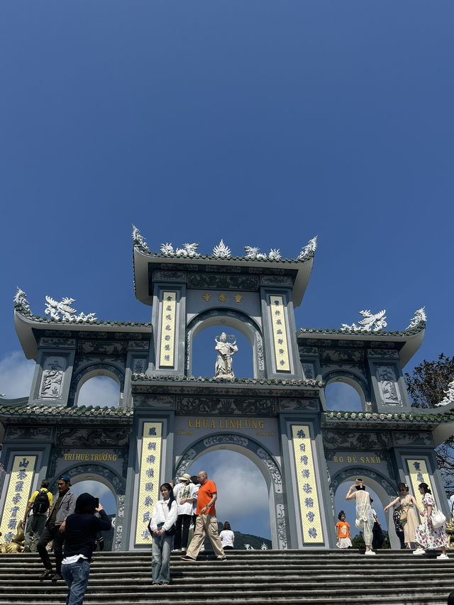 🌿 Linh Ung Pagoda – Da Nang’s spiritual sanctuary