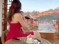 ล่องเรือบ้านรักไทยตอนเช้าในหมอกฝัน ☁️🚣‍♀️