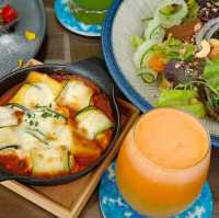 陽明山上的美食及美食後的消食健行～紗帽山步道