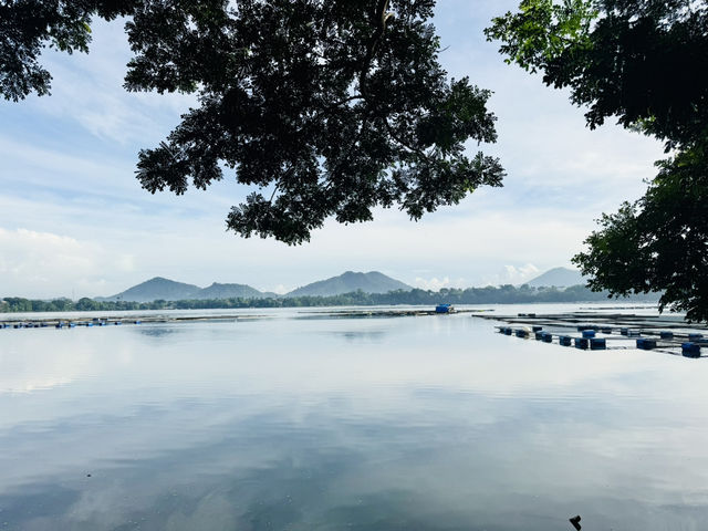 Laguna’s Mirror of Calm