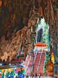 Batu Caves Temple: A Kaleidoscope of Culture and Cliffs