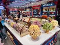 Nanluoguxiang – เสน่ห์ของถนนคนเดินในวันฝนโปรย