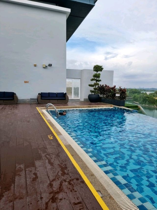 🇸🇬 Urban Comfort Meets Coastal Calm at Trinidad Suites