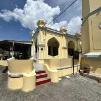🕌 Solo Cultural Stop: Masjid Melayu Lebuh Aceh – Penang’s Historic Malay Mosque