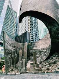 Art in Motion – A Glimpse of Singapore’s Soul at Raffles Place 🎨🏙️