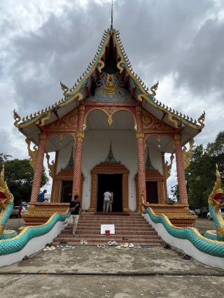 Wat Thong Thip Phatthana Ram, Laos