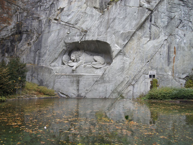 🦁 Quiet Reflection at the Lion Monument in Lucerne