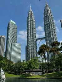 🗼🇲🇾 Petronas Twin Towers – Kuala Lumpur’s Iconic Landmark