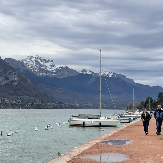 Annecy เมืองแห่งสายน้ำและทะเลสาบของฝรั่งเศส