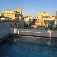 Hotel Midmost