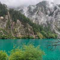 Jiuzhaigou Is Basically Nature Showing Off