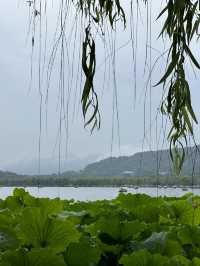 West Lake: Hangzhou: Where Poets, Emperors & Mist Crowned Hills Paint Paradise
