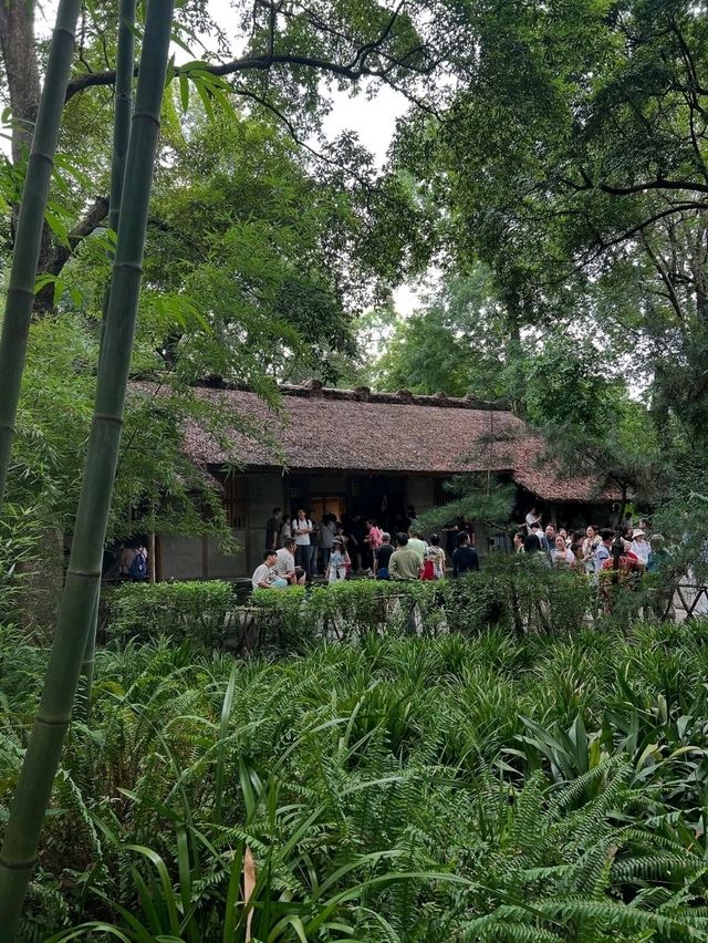 Chengdu’s Landmarks Are Chill, Cool, and Kinda Epic