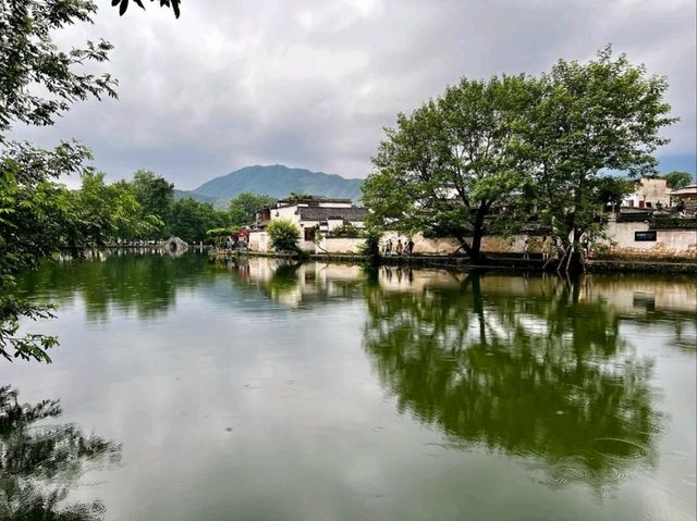 Time Travel Vibes in Hongcun Old Town