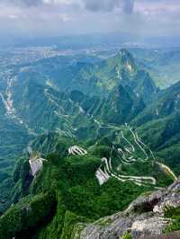 Magical Tianmen Cave: Nature’s Grand Entrance in Zhangjiajie