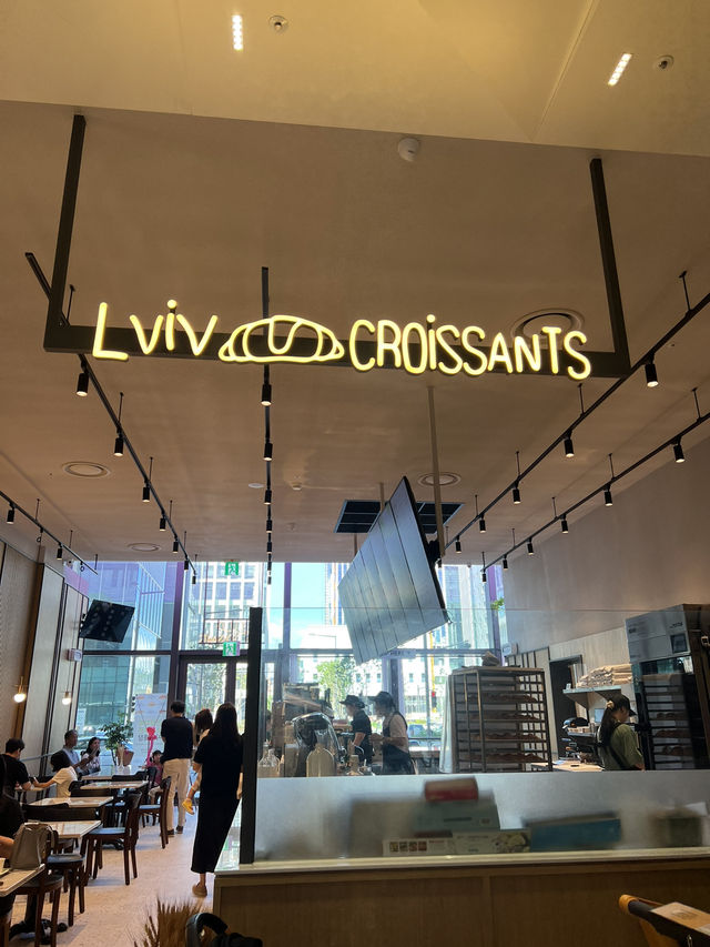 크로아상 맛집 Lviv Croissants