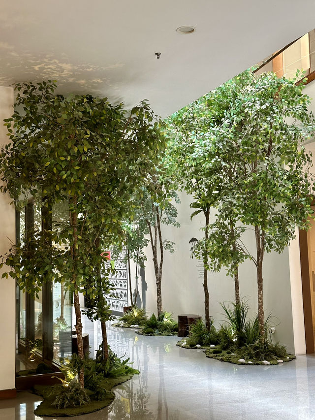 🕊️ Where Peace Finds Form: A Quiet Moment at Kuala Lumpur Tzu-Chi Jing Si Hall