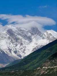 “Mount Qingcheng: Misty Taoist Paradise – Chengdu’s Sacred Mountain of Ancient Temples and Evergreen