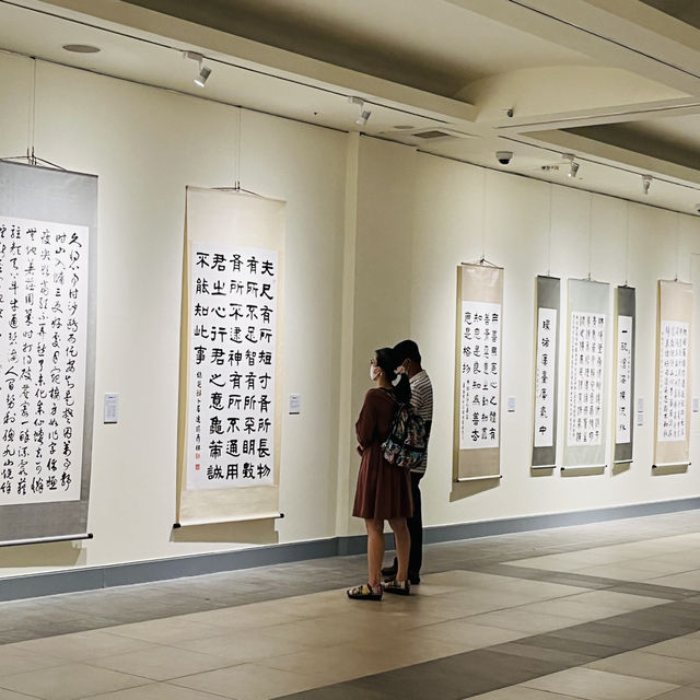 🖼️ Zhong Shan Gallery - timeless art to cosmic wonders 