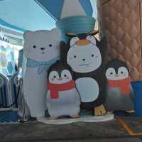 當孩子用薯條餵企鵝時，你會發現快樂原來這麼簡單