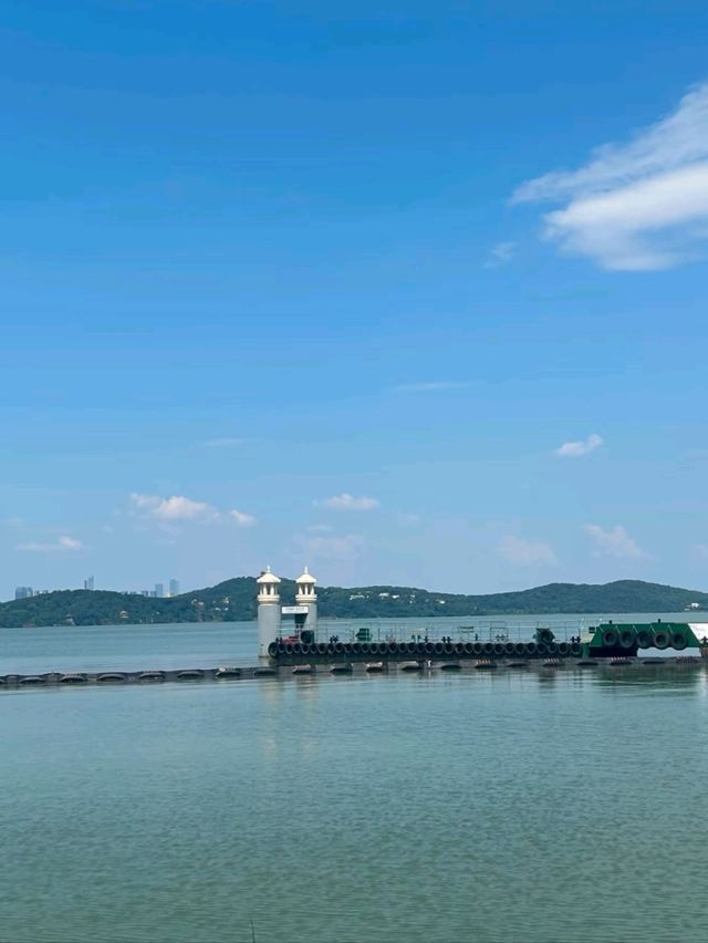 Why Taihu Lake Should Be Your Next Escape