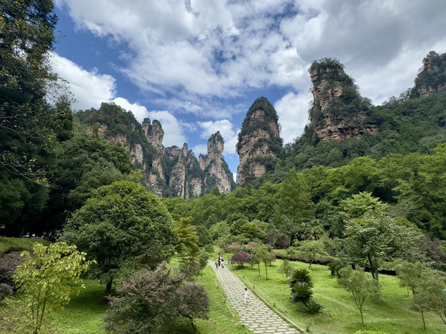 Zhangjiajie and Furong Ancient Town Highlights