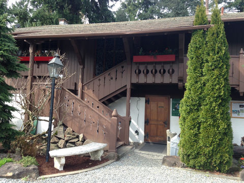 Boehm’s Candies & Chocolates 