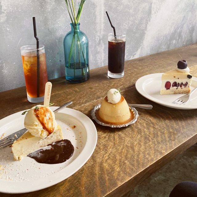 A WORKS CAFE