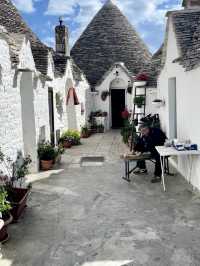 Alberobello, Italy 🤍 fairytale houses 🇮🇹