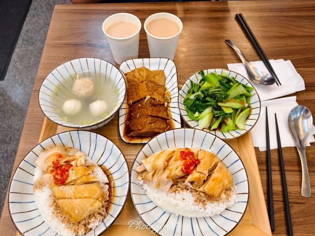新莊美食，幸福雞肉飯