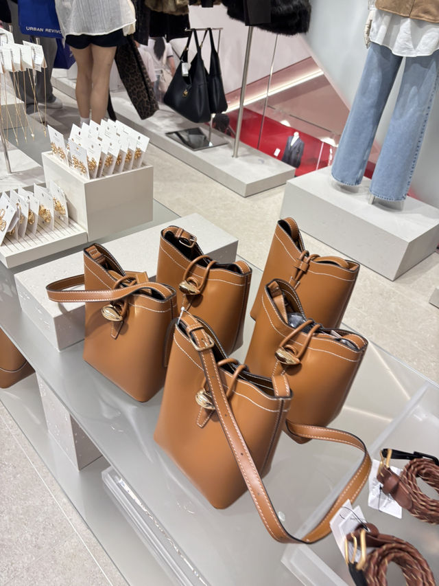 House of H&M สุดคลาสสิกในเซี่ยงไฮ้❤️