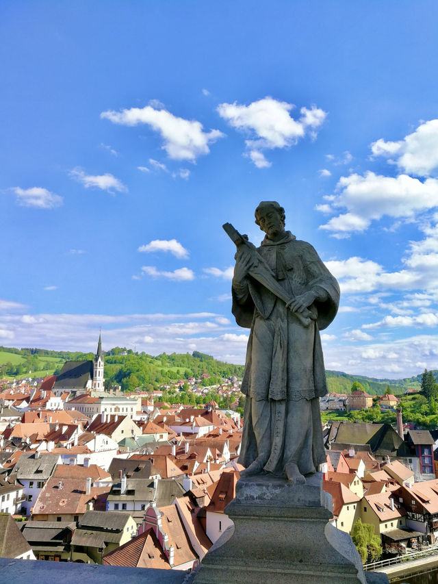 Old Town Haven🌟  Penzion U Galerie – A Hidden Riverside Gem in Český Krumlov