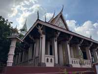 🇰🇭柬埔寨塔山寺Wat Phnom វត្តភ្នំ