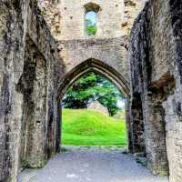 Your Solo Ruin: St Quintin's Castle, Llanblethian