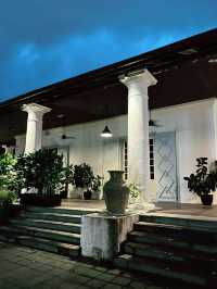 Commons Café at Kuching Old Court: A Cozy Gem in a Historic Setting