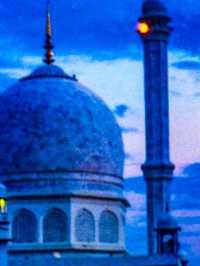 Hazratbal Masjid