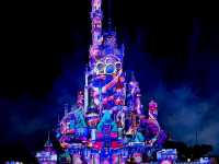 “Sparkling Dreams – The Night of Lights at Hong Kong Disneyland”