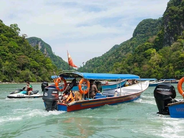 🏝️ Langkawi: Your Malaysian Island Escape Awaits! ✨🥥