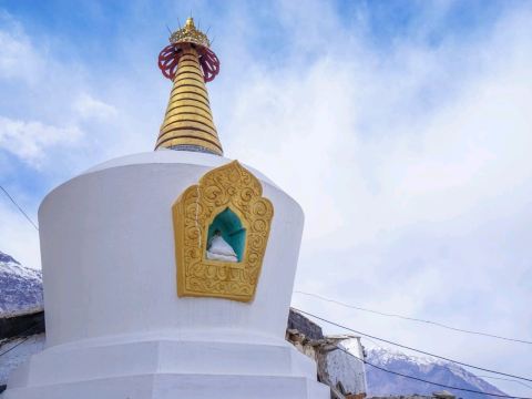 ラダック・ヌブラ渓谷】ディスキットゴンパと弥勒大仏の時空を超えた