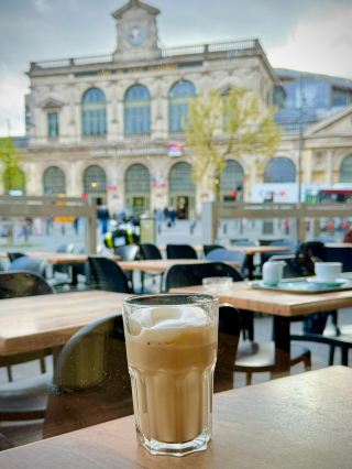 法國里爾火車站前自家製 Cafe & Bistro 推薦