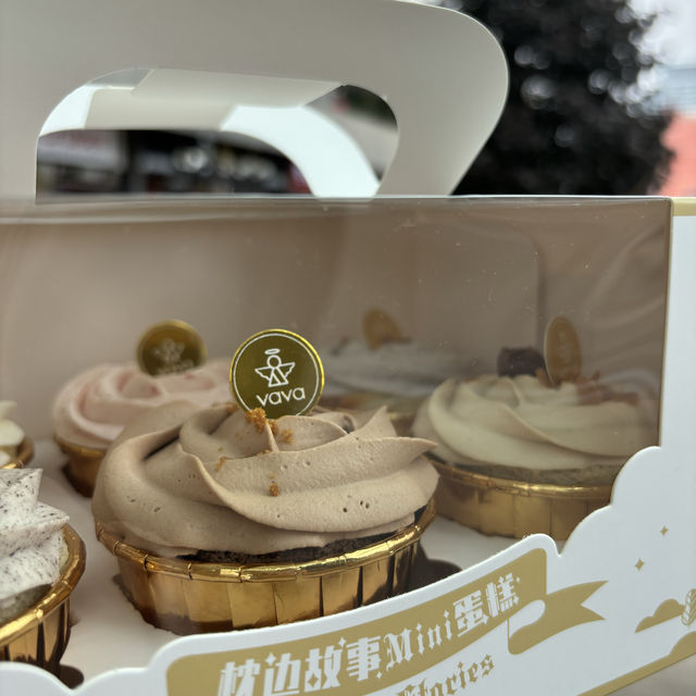 【超抵價！多倫多VaVa Designer Cakes周年慶，CAD$12食到6款Mini枕邊故事系列】