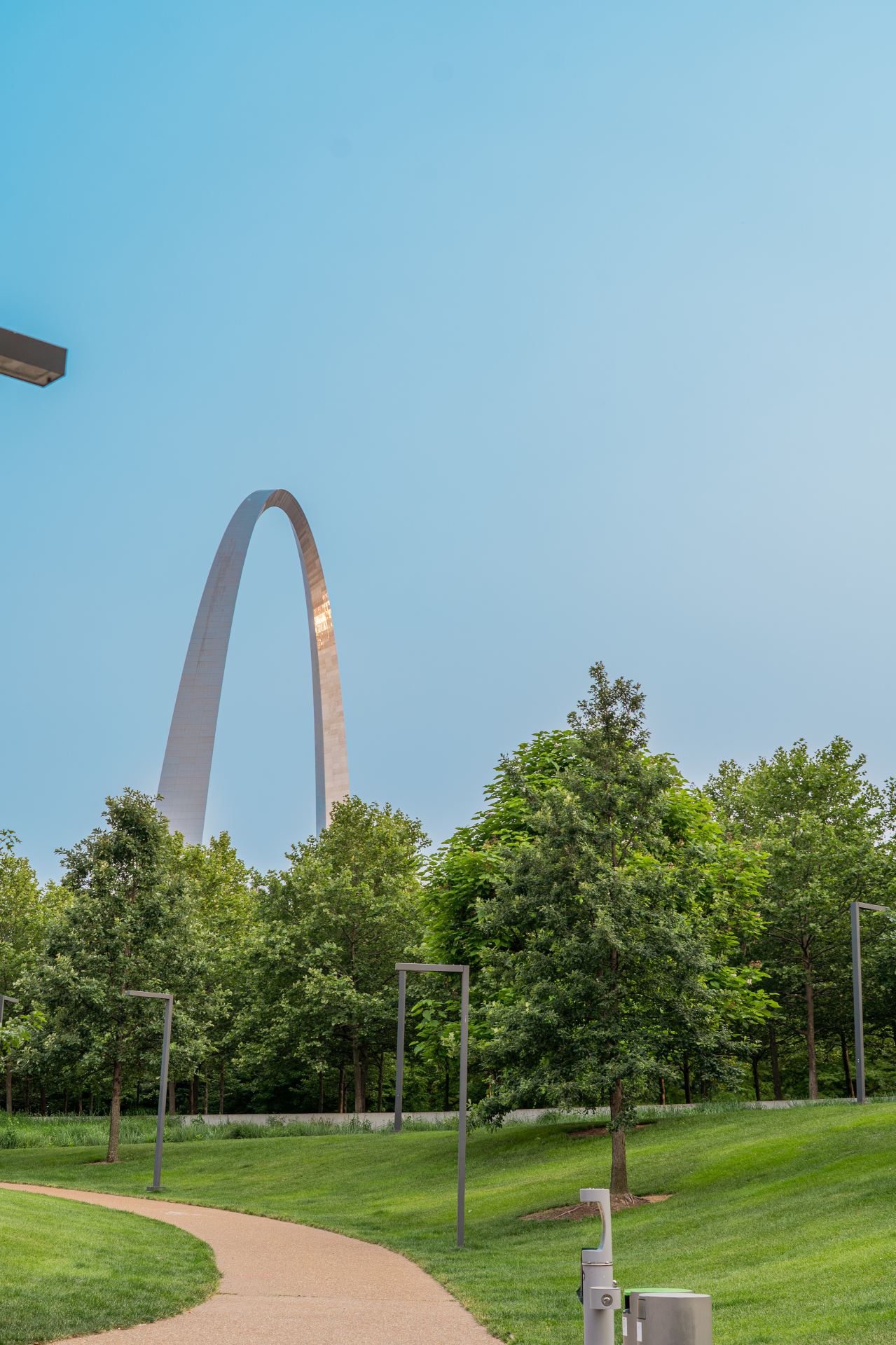 Gateway Arch: A Relaxed Visit with Plenty to Explore