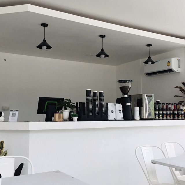 Mx Coffee & Restaurant ร้านสวยที่รือเสาะ