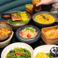 😍 人均$𝟐𝟎𝟎! 滿桌的越式大餐