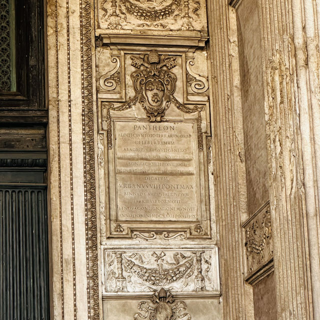 Must see this in Rome, but no way to escape ling queue!