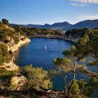 A Coastal Odyssey: The Allure of Calanque’s Pristine Beaches