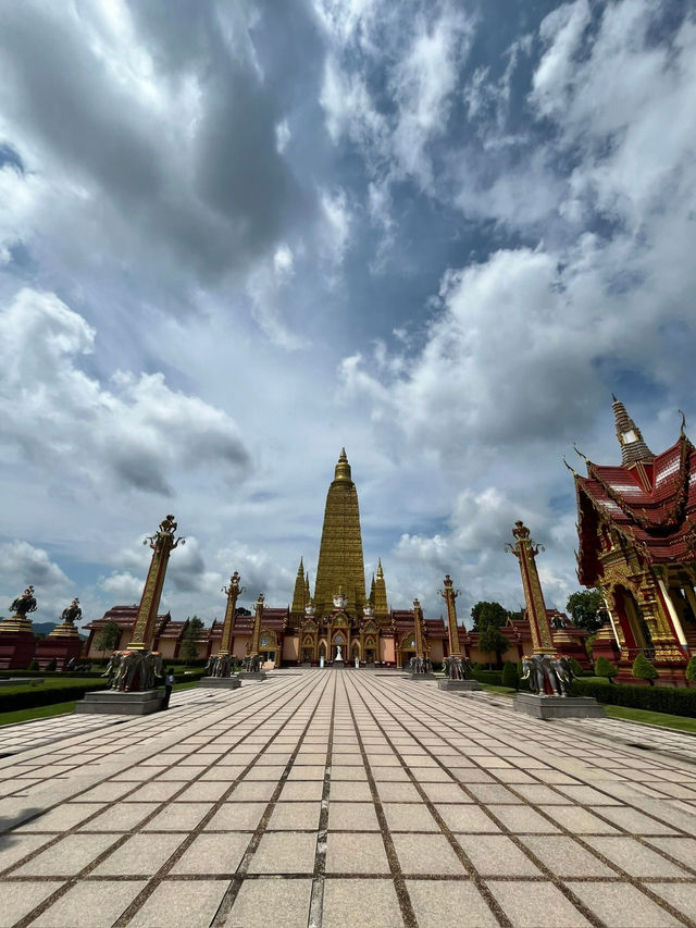 Tour to Wat Ban Thon Temple, Thailand