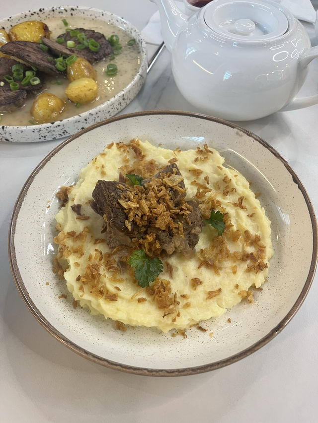 From Sizzling Belyashi to Tea Time Tales: A Flavorful Journey Through Tatar Cuisine & Culture!