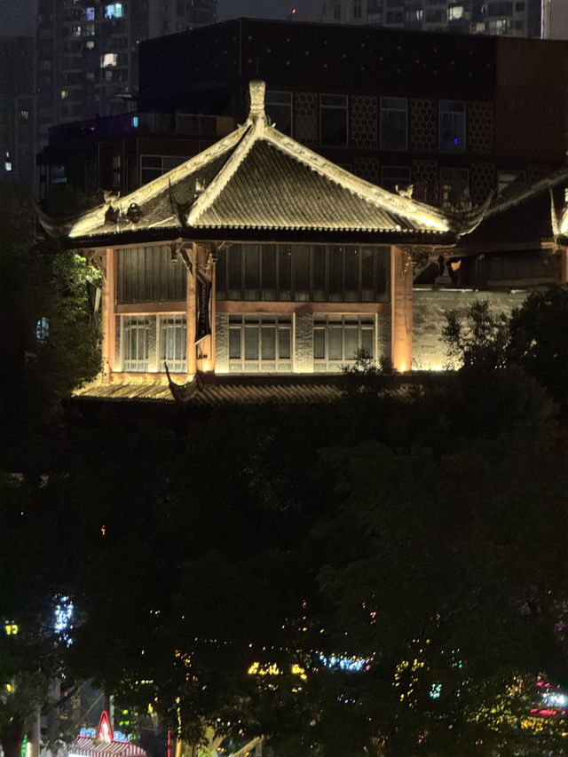 🐼🌶️ Chengdu: Pandas, Peppers & Fun