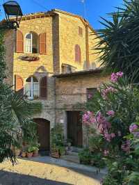  Echoes on the Hill – Bettona, Italy